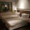 Hotel Peninsula Redpine