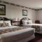 Bird-in-Hand Family Inn