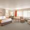 Comfort Inn & Suites Tualatin - Lake Oswego South