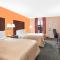 Days Inn by Wyndham Moulton
