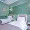 Grand Sapphire Hotel