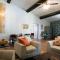 Maison de Textile Apartment