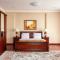 Alanda Hotel