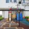 De Houz @ Setia Alam Trefoil Homestay - Shah Alam