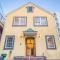 IZA Enoshima Guest House and Bar - Fudžisawa