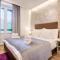 Central Pearl by Nono Ban Rooms