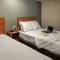 WoodSpring Suites Columbus NE I-270 Airport