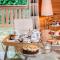 South Winchester Lodges