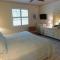 The Grove Beach Condominiums - 德尔雷比奇