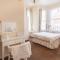 Kingswood Guest House