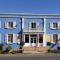 Classic Lodge - Cape Dutch Quarters
