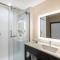 Wingate by Wyndham Lubbock
