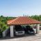 Studio apartment Antica