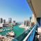 Foto: Hometown Apartments - Eye-catching waterfront condo in Marina 13/21