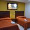 Terracota Corner Rooms