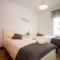 Surf and Stones Apartment