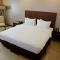 Mandarin Plaza Hotel
