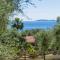 Renata Rooms & Studios - Beachfront, Large Garden & Free Parking