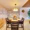 Central Waikiki Luxury Penthouse