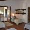 Masia Sitges Mas Peirot Geniune Farmhouse 20 min walk from beaches 60 Heactares of Wine Fields Garden AC Until 18 people - 克尤伯厄拉斯