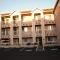Howard Johnson by Wyndham Salinas