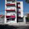 Apart 12 de Octubre 1028
