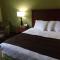 AmericInn by Wyndham Grand Rapids - Grand Rapids