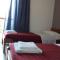Oasis Apartments & Rooms