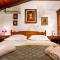 Royal Antique Apartment