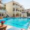 Kostis Villas