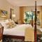 Sandals Royal Bahamian All Inclusive - Couples Only - Nassau