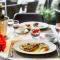 Palazzo Luxury Hotel & Bistro - Central My Khe Beach Walking Street