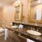 Claridge Hotel