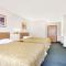 Super 8 by Wyndham Battle Mountain