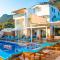 Villa Erdo Kalkan 5 Bedroom Villa