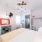 Evi Rooms