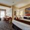 Gaslamp Plaza Suites