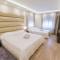 Grand Lakes Rooms