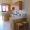 Niki Court Holiday Apartments
