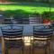 Hillview Oak B&B