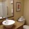 Holiday Inn Hotel & Suites Osoyoos, an IHG Hotel - Osoyoos