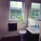 Yvis 2Bedroom 2Bathroom Apartment