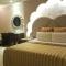Full Moon Boutique Motel