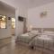 Nikos Hotel