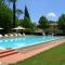 Appartamenti Avanella a 150 mt dalla piscina 150 mt from swimming pool