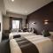 Hotel Azat Naha