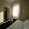 Luna Rooms