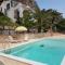 Villa del Golfo Urio with swimming pool shared by the two apartments - Santa Flavia