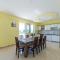 Crowonder Sun&Fun Holiday House with Large Swimming Pool, Playroom and Garden