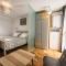YellowBoot Aparthotel
